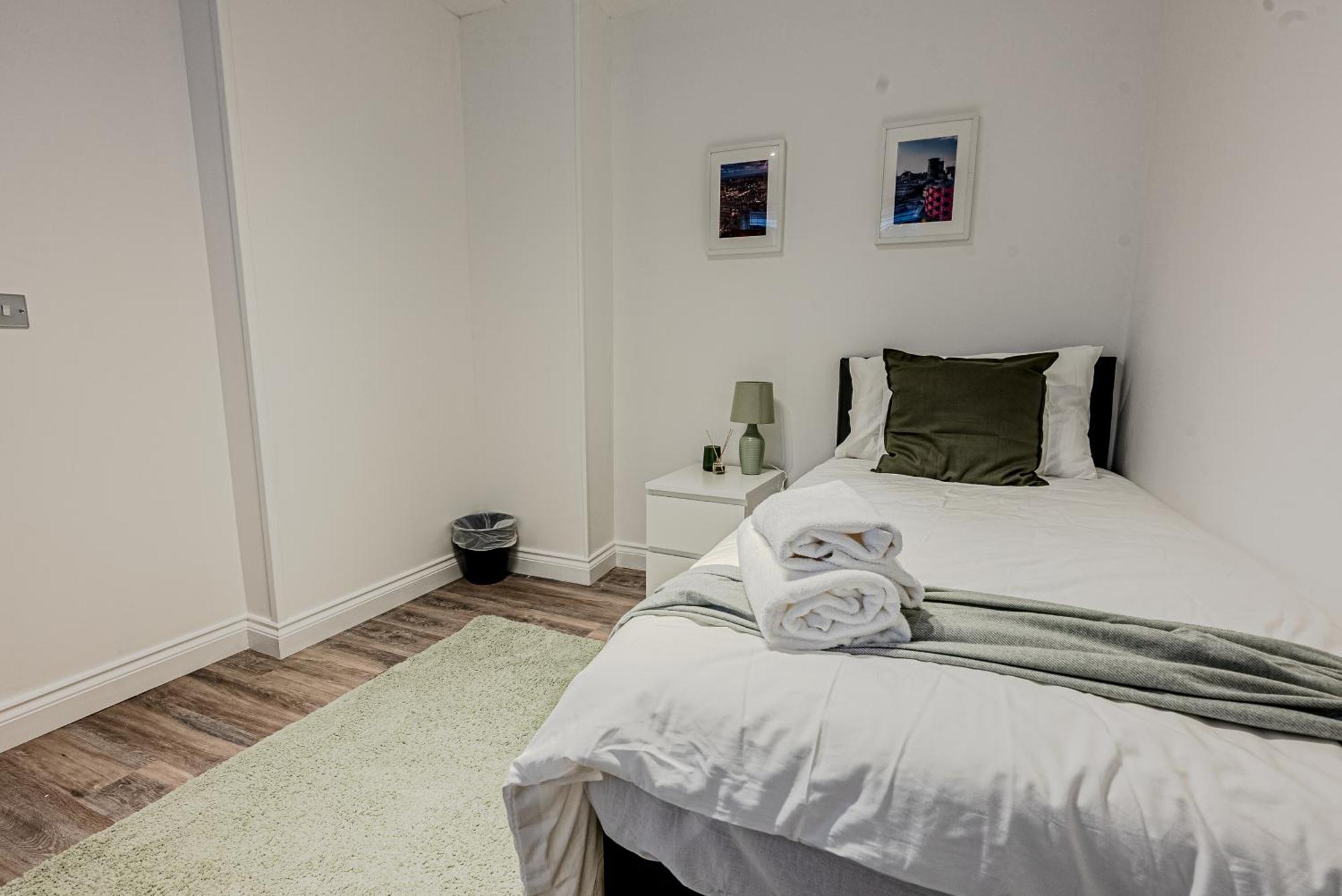 Stunning Three Bedroom Townhouse In The Jewellery Quarter, Birmingham City Centre Sleeps 5- Free Parking 외부 사진
